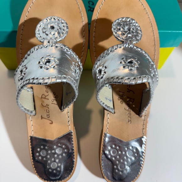 Jacks Wide Width Leather Flat Sandal - Picture 5 of 7